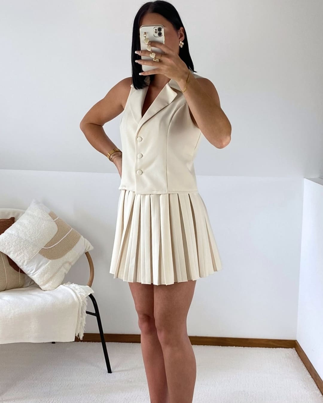 Ensemble: gilet et jupe-short