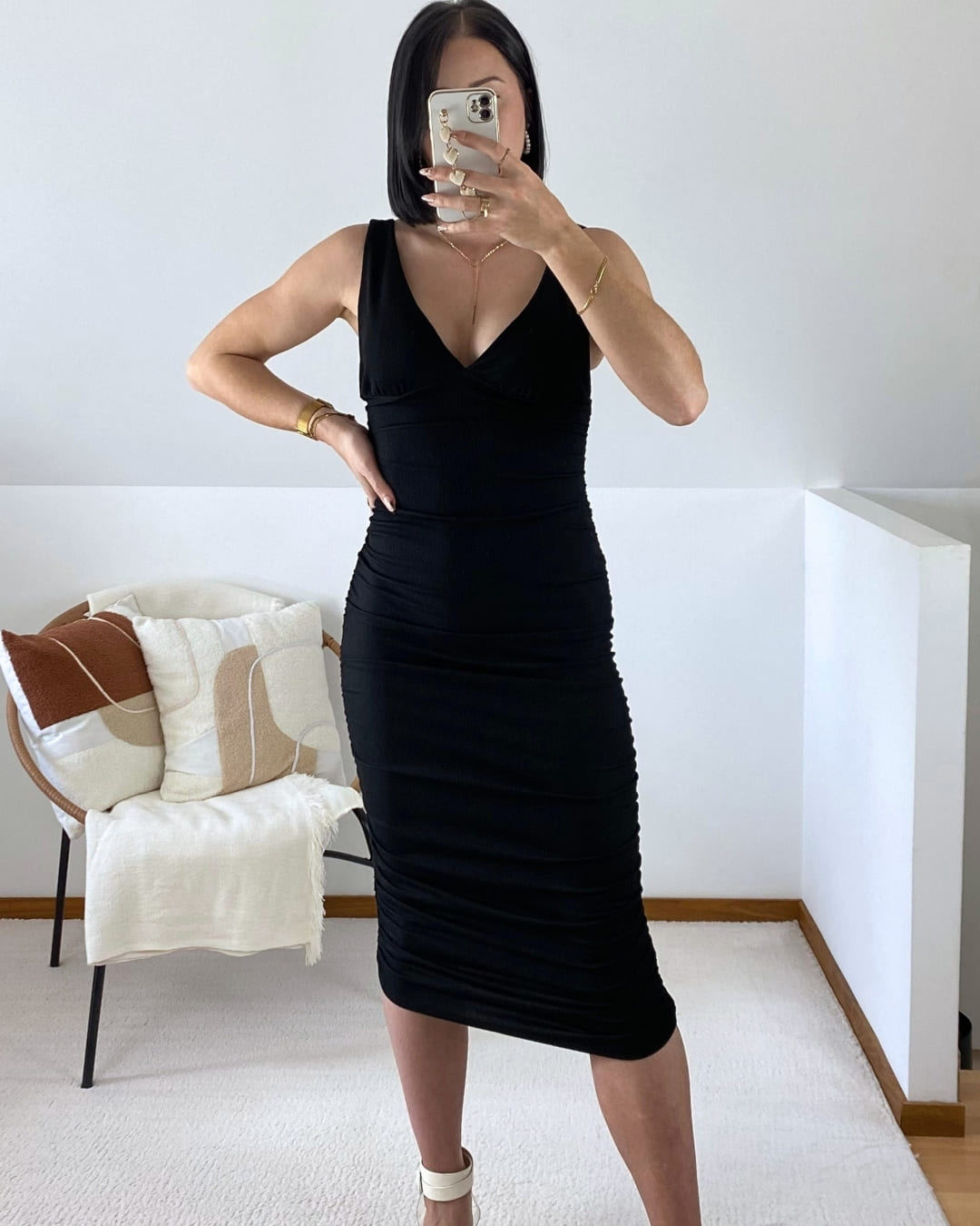 Robe drapée col V
