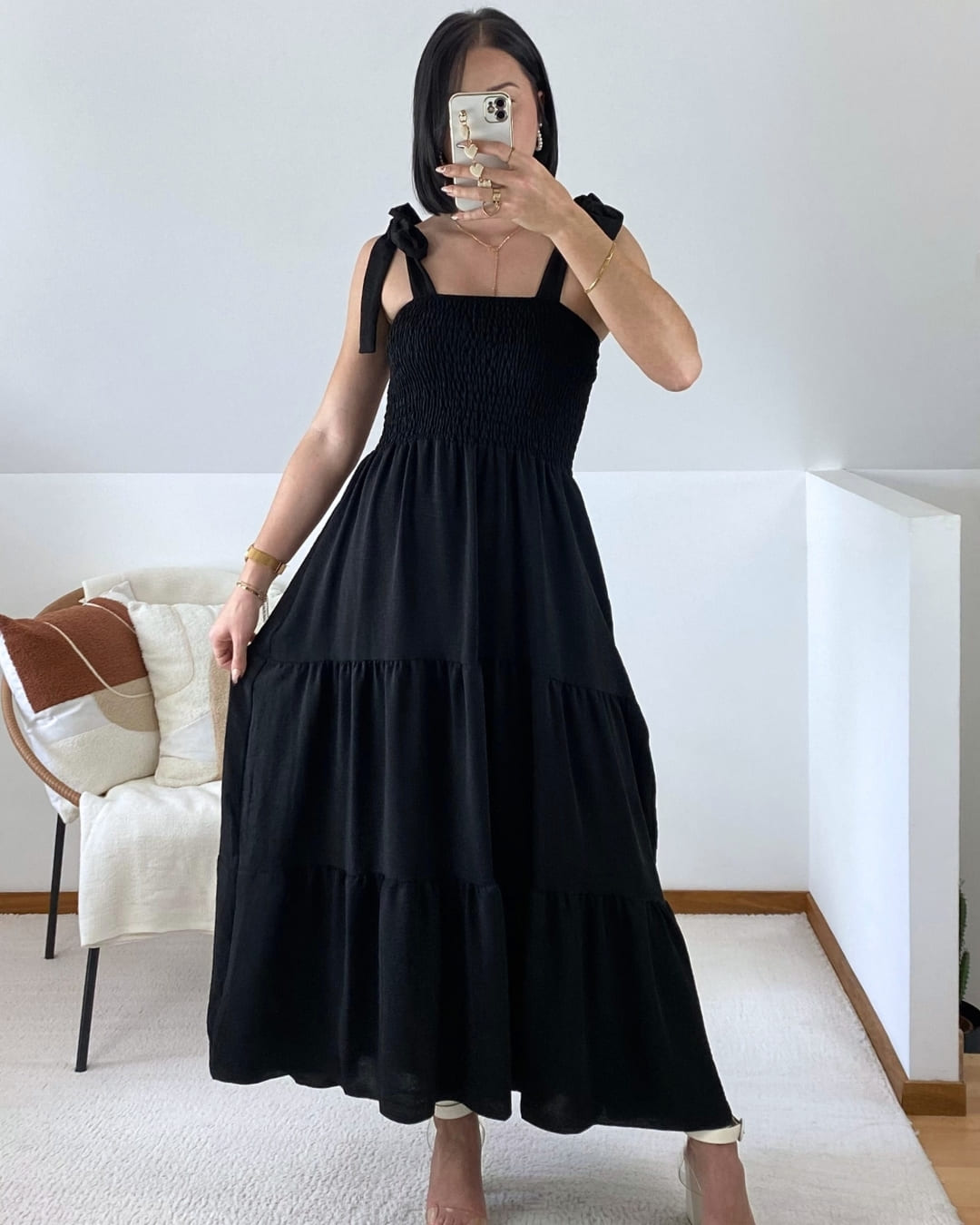 Robe longue à bretelles nouées