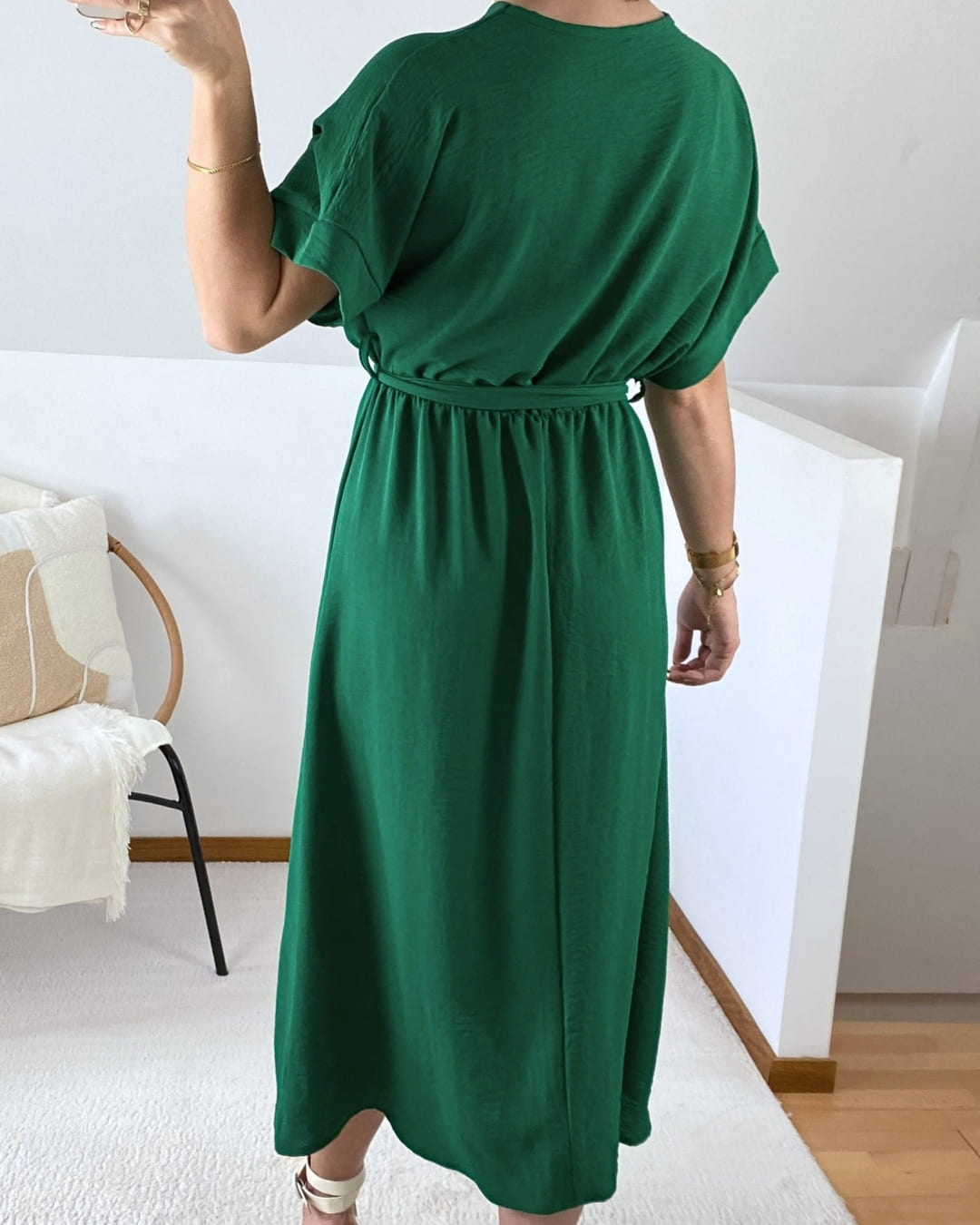 Robe midi fluide à ceinture