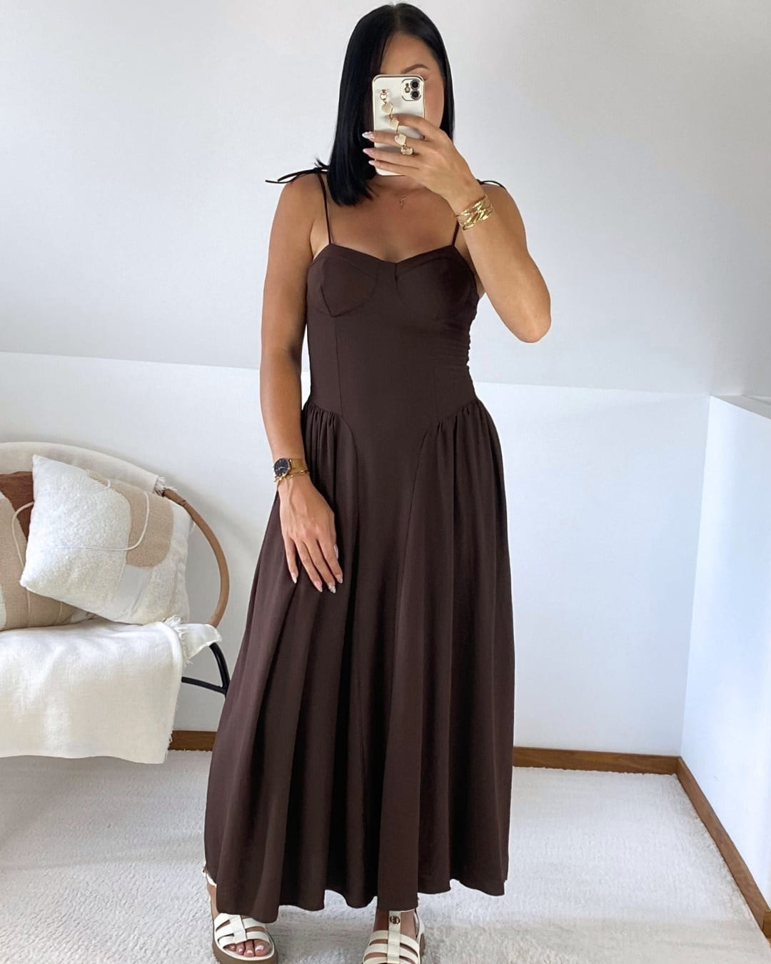 Robe longue à bretelles nouées