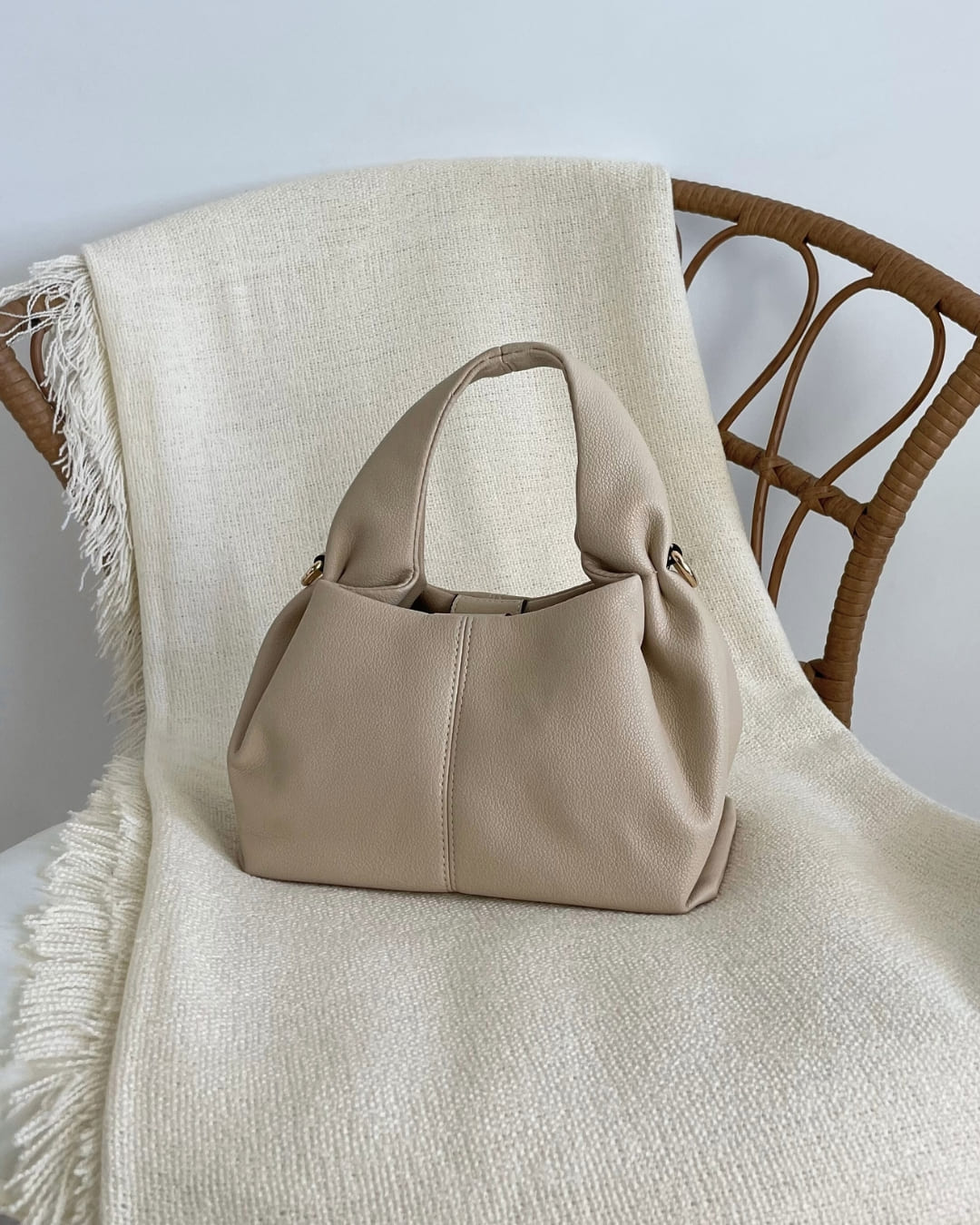 Sac à main forme arrondie