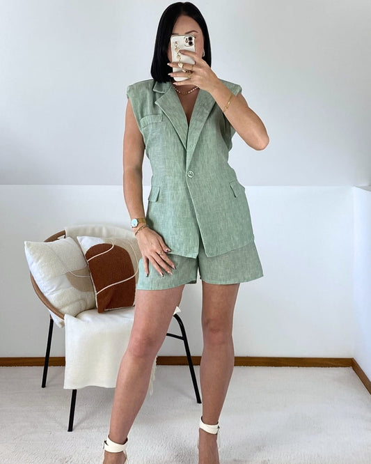Linen-effect vest and shorts set