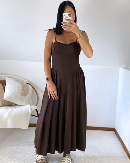 Robe longue à bretelles nouées